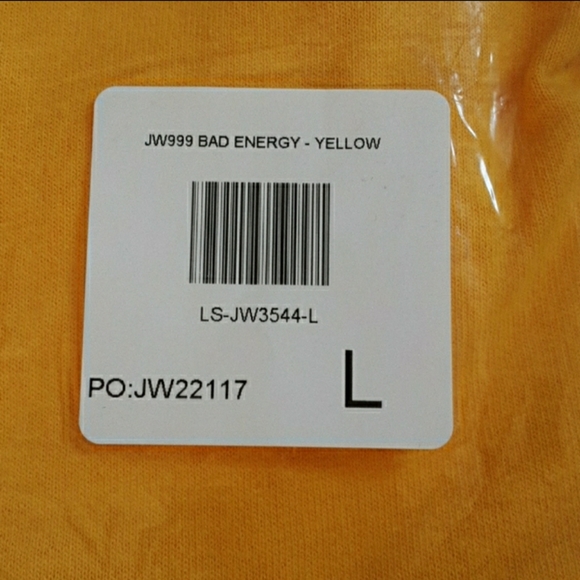 SOLD..Juice wrld long sleeve shirt - Picture 3 of 4